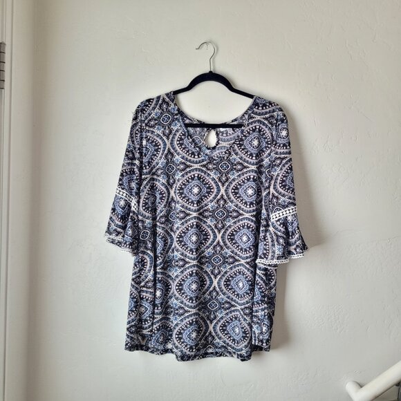 Roommates Plus Size Boho Bell Sleeves Embroidered Blouse - Picture 7 of 8